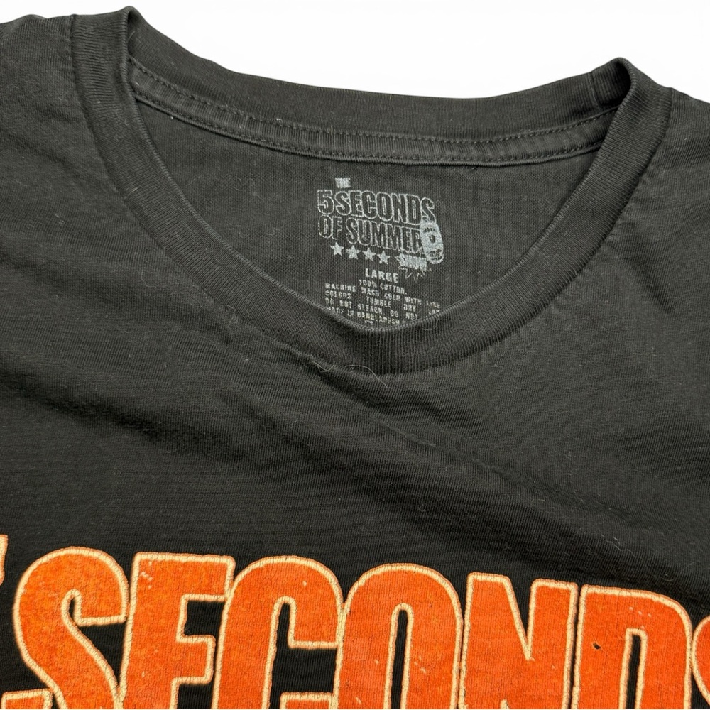 5 Seconds Of Summer 5SOS Summer Show World Tour 2023 Lips Graphic Tee Sz L Indie - Picture 3 of 3